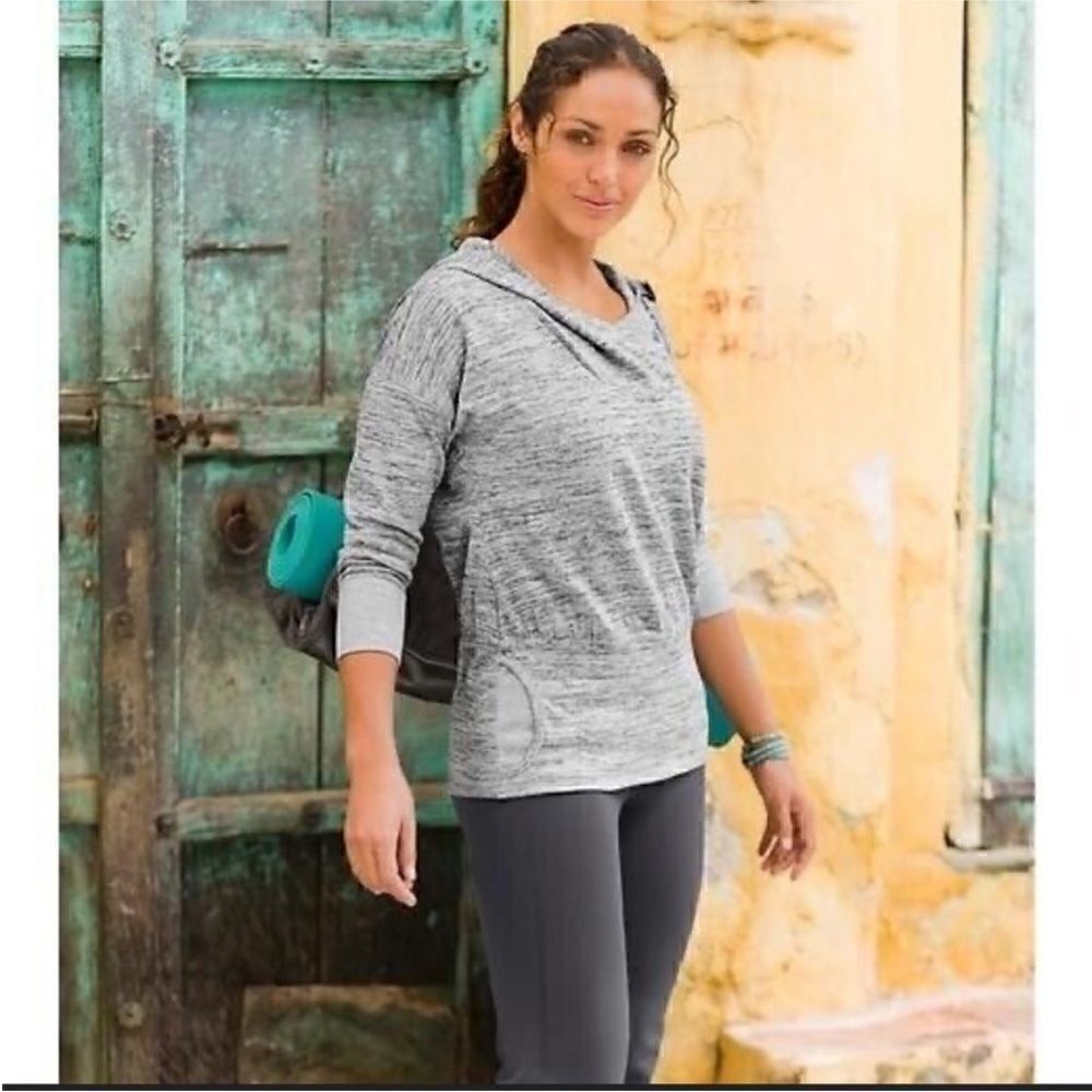 Athleta Batwing And Robin Cowl Neck Pullover Heather  Gray Hoodie
